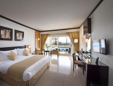 Deluxe Jacuzzi Room