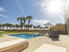 Pool Suite