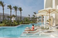 Deluxe Swim Up Room