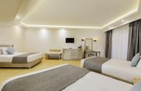 Mega Room