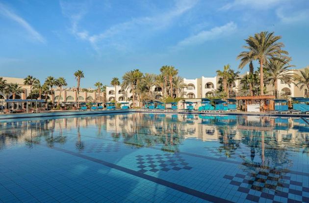 misir/kizildeniz/hurgada/arabia-azur-resort_79eea8ff.jpg