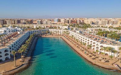Arabia Azur Resort · 4
