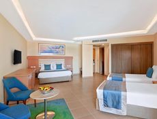 Deluxe Room with Sea View