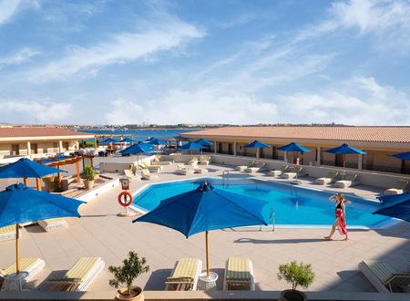 misir/kizildeniz/hurgada/cleopatra-luxury-resort-makadi-bay_c6d0224a.jpg