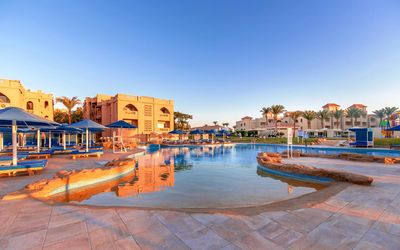 Pickalbatros Aqua Park Resort Hurghada · 5