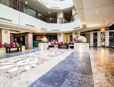 Superior Suit - Teraslı , Spa Küvetli