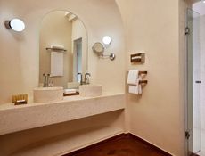 Deluxe Guest Room