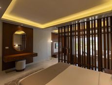 Presidential Suite- Posh Club