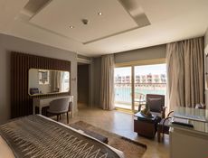 Jacuzzi Suite - Posh Club