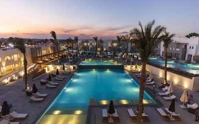Sunrise Tucana Resort Posh Club · 2