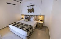 Junior Jacuzzi Suite - Posh Club