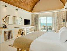 Anjum Jacuzzi Suite