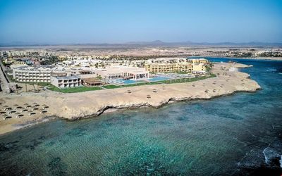 Jaz Maraya Resort · 4