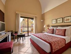 Superior Queen Size Bed