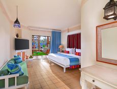 Deluxe Room with Garden View