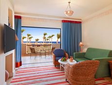Junior Suite Beach Front