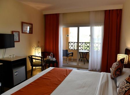 misir/kizildeniz/marsa-alam/wadi-lahmy-azur-resort_8ea22ff4.jpg