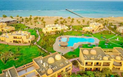 Wadi Lahmy Azur Resort · 2