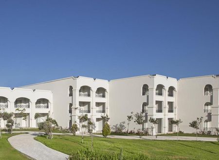 misir/matruh/marsa-matruh/cleopatra-luxury-resort-sidi-henish-north-coast_594a1fb8.jpg
