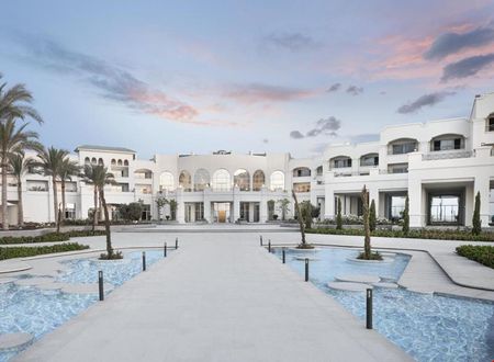 misir/matruh/marsa-matruh/cleopatra-luxury-resort-sidi-henish-north-coast_9271b3ad.jpg