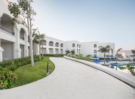 misir/matruh/marsa-matruh/cleopatra-luxury-resort-sidi-henish-north-coast_c6e9cefc.jpg