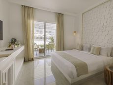 Special Needs Room - Pool View