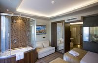 Deluxe Jacuzzi Suit