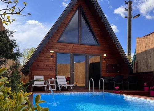 placeimages/turkiye/kocaeli/kartepe/masukiye-pink-house-bungalow_as-cf1c31ab.jpg