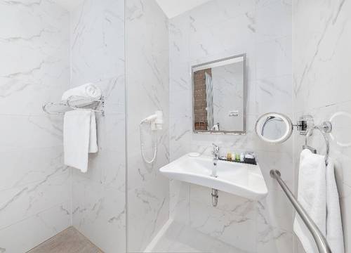 placeimages/turkiye/tokat/merkez/dedeman-tokat_deluxe-room-96475fb6.jpg