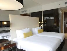 Centro Room - Twin Beds