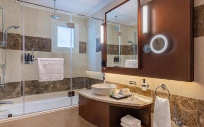 Riviera Rayhaan By Rotana · 5