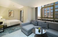 City View - Family Connecting Rooms - Queen and Twin Beds