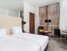 Centro Room - Twin Beds