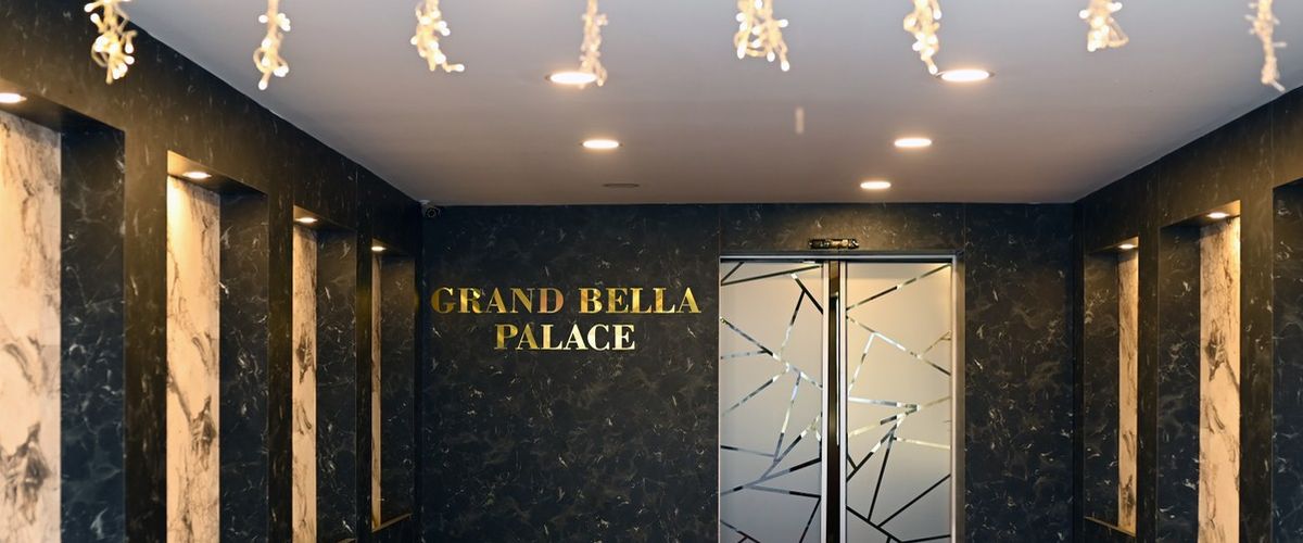 Grand Bella Palace