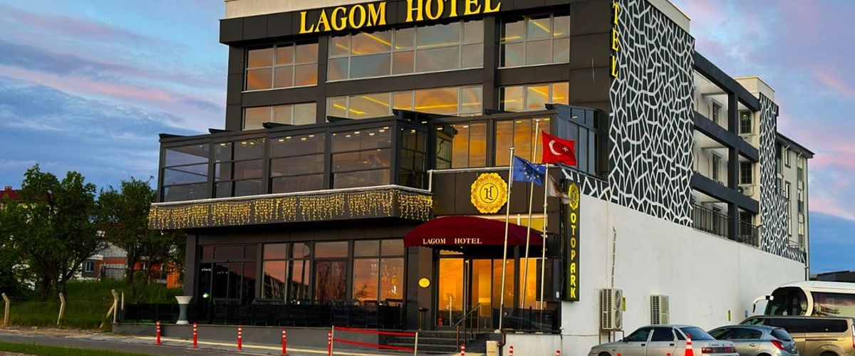 Lagom Hotel (Alkolsüz Aile Hoteli)