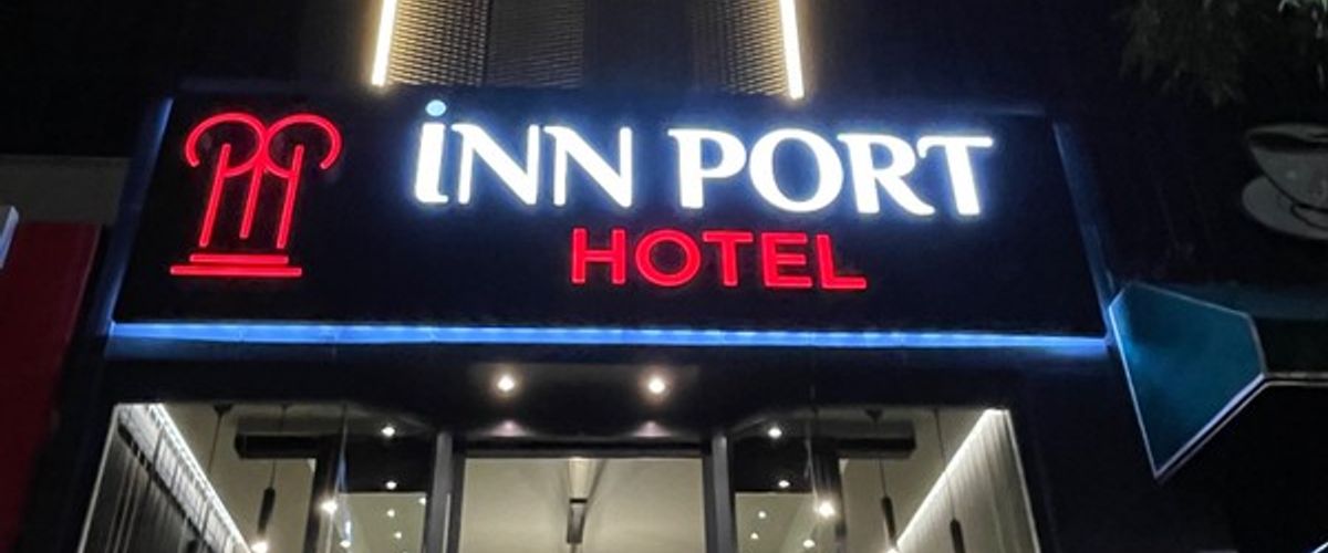 Inn Port Hotel