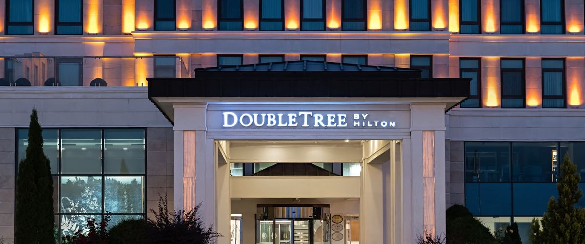 DoubleTree By Hilton Van