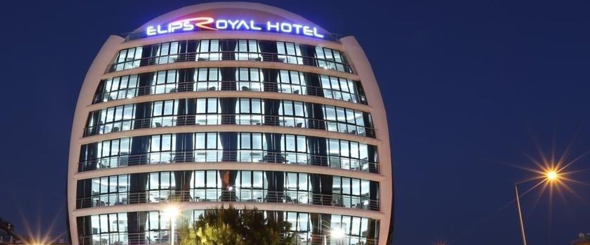 Elips Royal Hotel