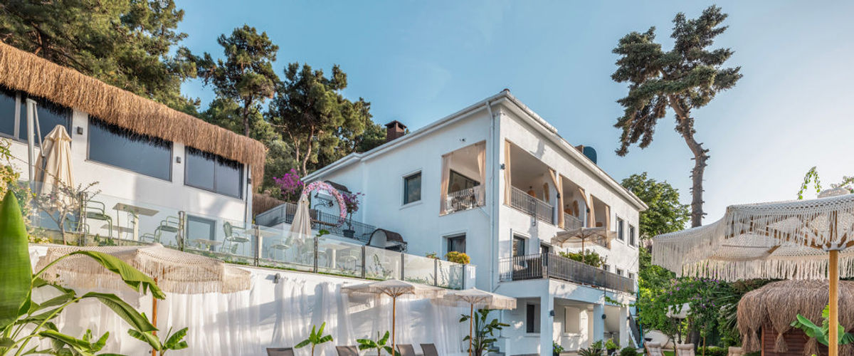 Hillora Hotel