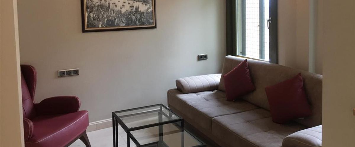 Leader Mansion Hotel & Suite