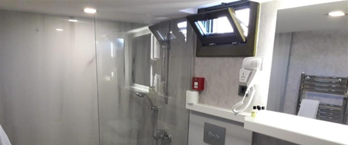 Leader Mansion Hotel & Suite