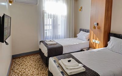 Uyu Room Hotel · 5