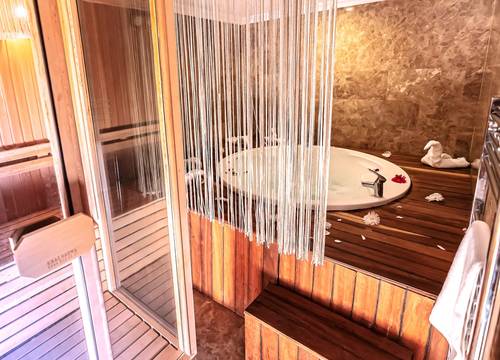 turkey/afyon/safrantermalresort6166764d.jpg