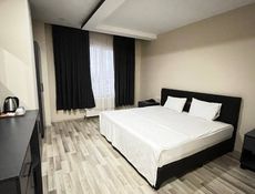 Ağrı Dağı Manzaralı Çift Kişilik Oda