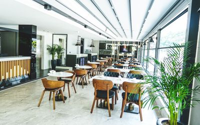Ni Hotel Lara · 5