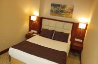 Standart Çift Kişilik French Double Oda