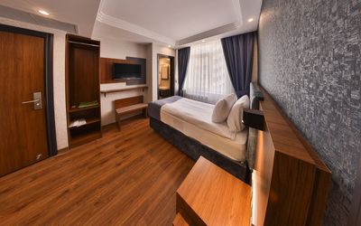Bukaviyye Hotel · 4