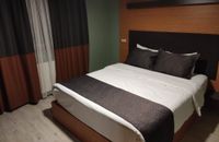 2+1 Basment Suite