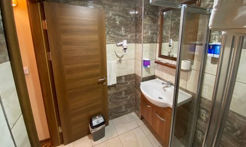 turkey/ankara/cankaya/hamithotelkizilayac844acb.jpg