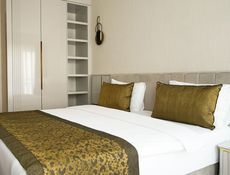 SIGNATURE DLX ROOM
